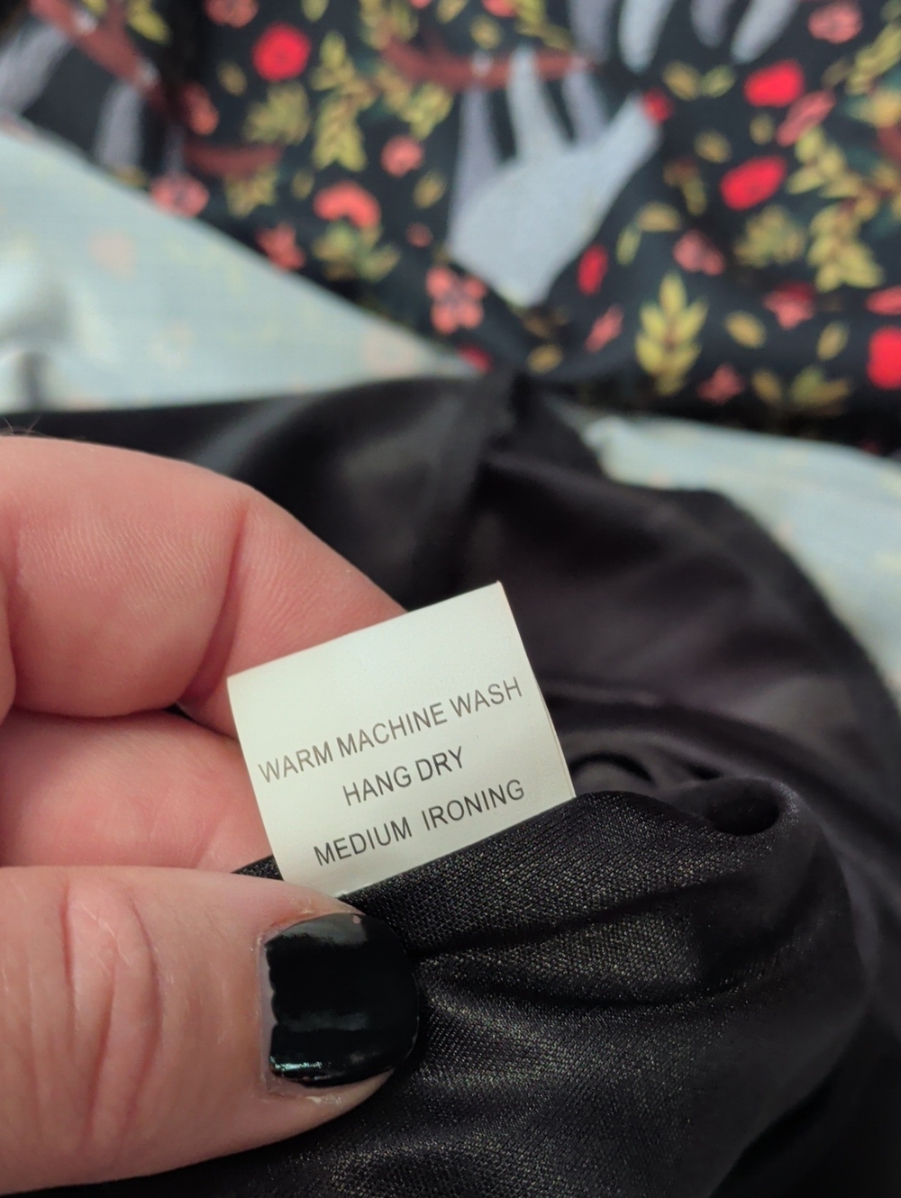 Sloth Dress Pockets - Picture 4 of 6